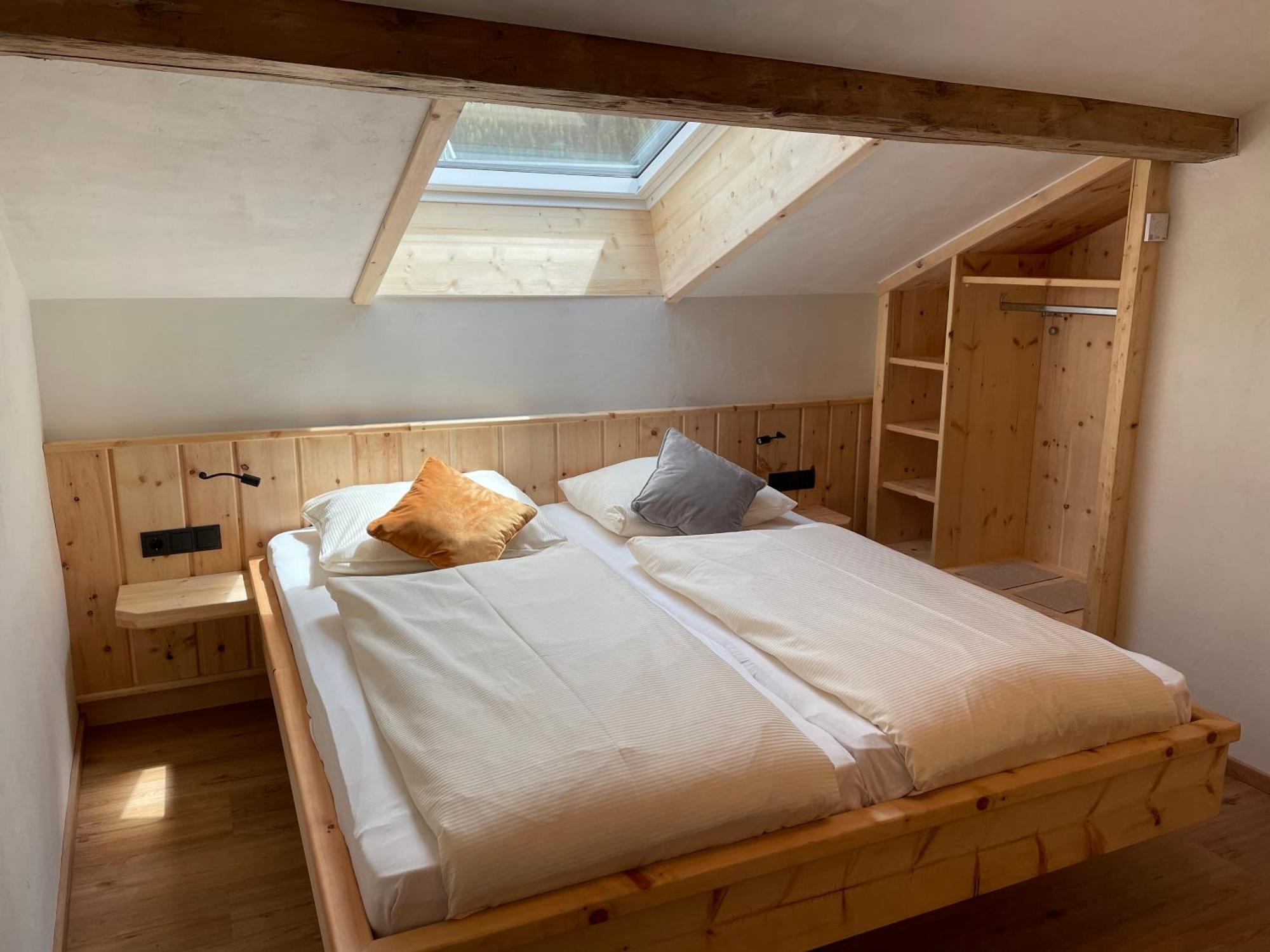 Haus Walch Bed & Breakfast Elbigenalp Phòng bức ảnh